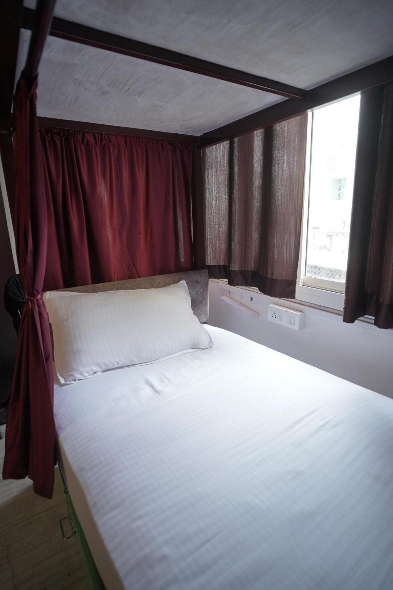 Hostel Funky Bunky Udaipur Bagian luar foto