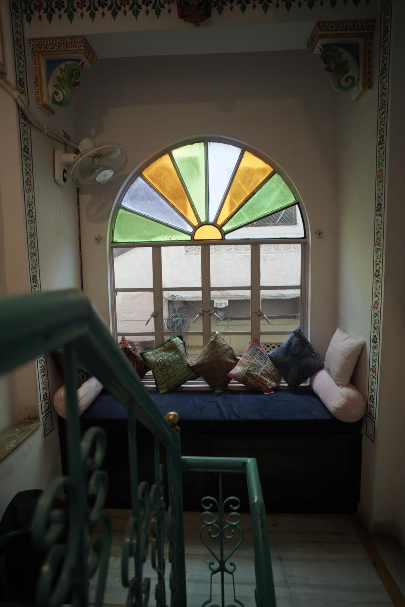 Hostel Funky Bunky Udaipur Bagian luar foto
