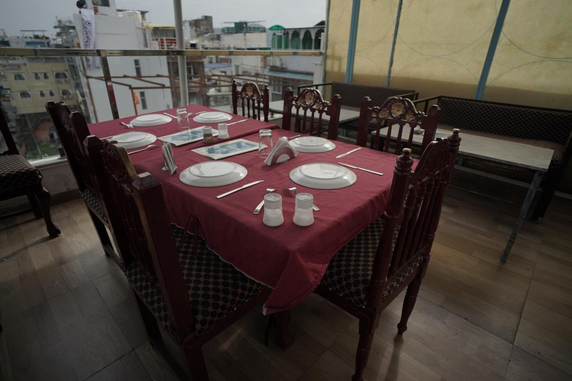 Hostel Funky Bunky Udaipur Bagian luar foto